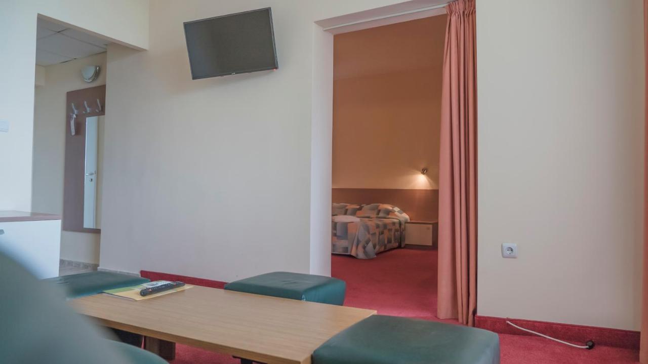Park Hotel Persey Varna Exterior photo