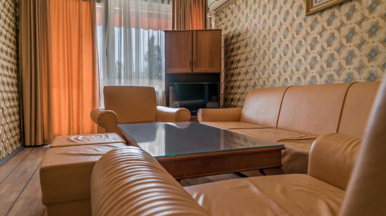 Park Hotel Persey Varna Exterior photo
