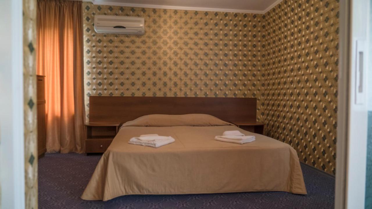 Park Hotel Persey Varna Exterior photo