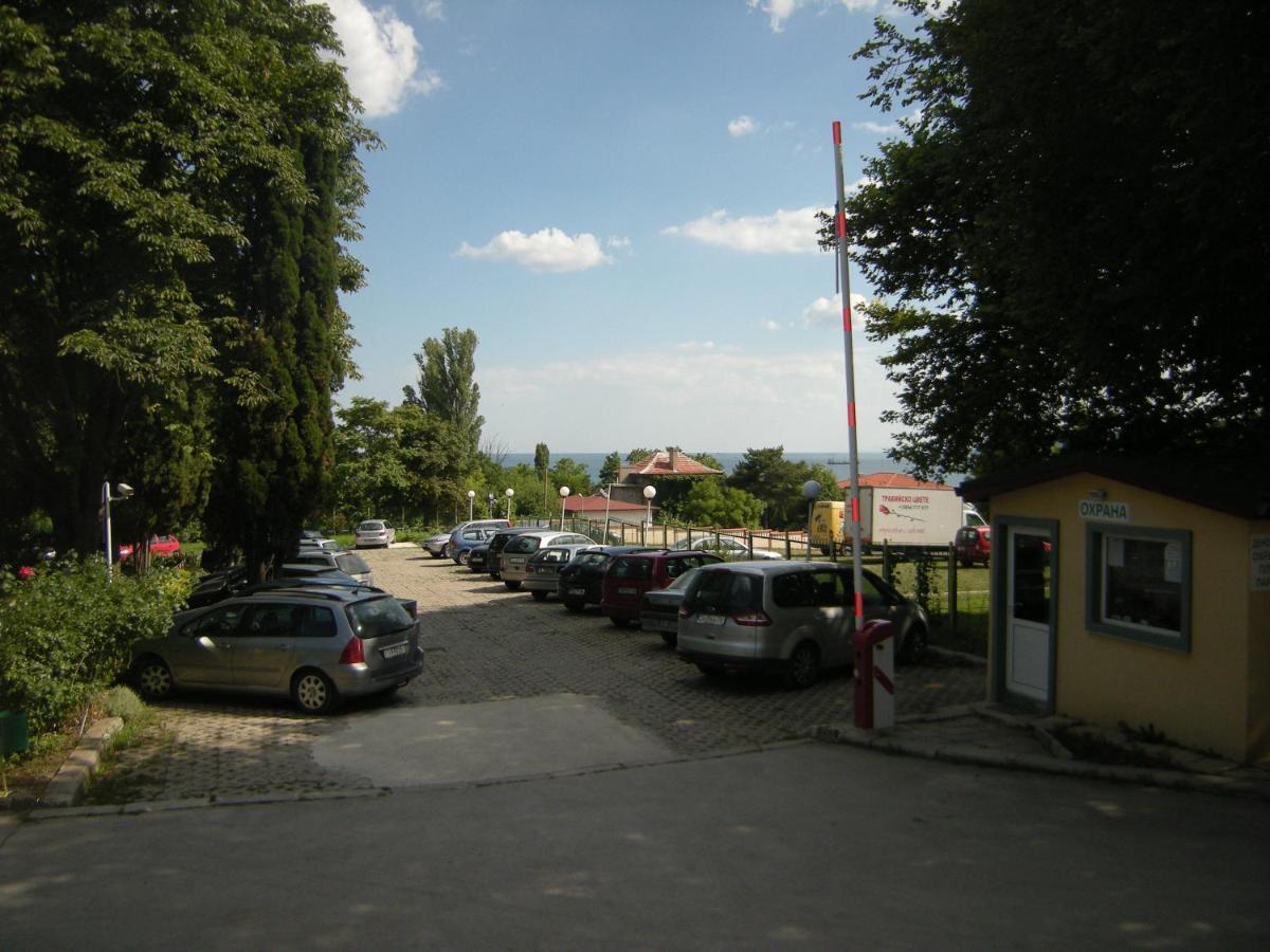 Park Hotel Persey Varna Exterior photo