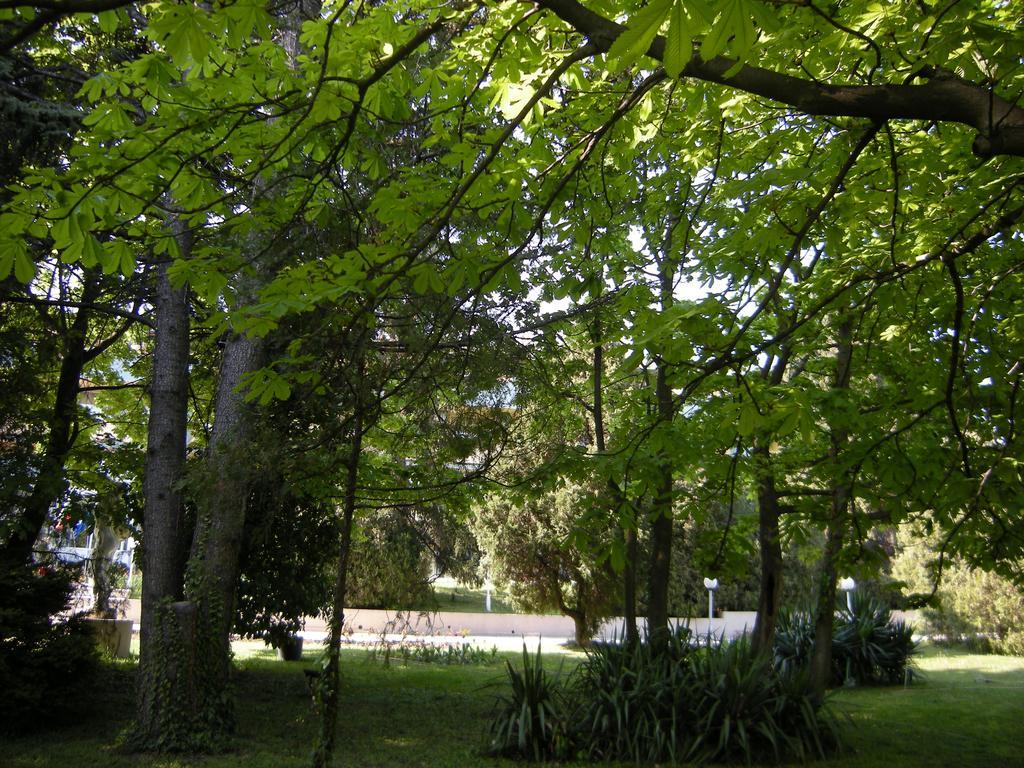 Park Hotel Persey Varna Exterior photo